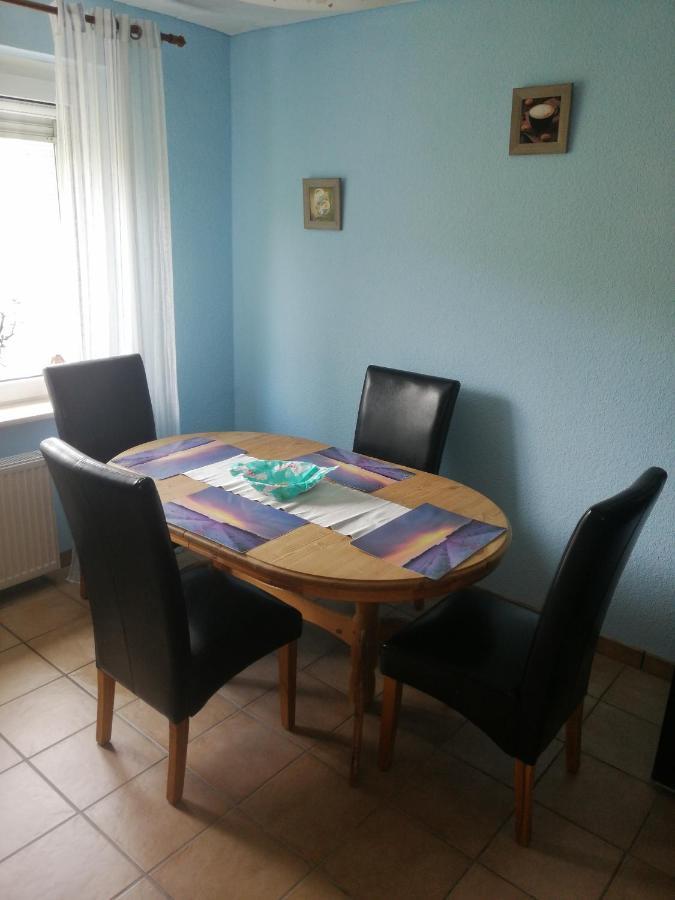 Monteurwohnung In Warstein Bagian luar foto